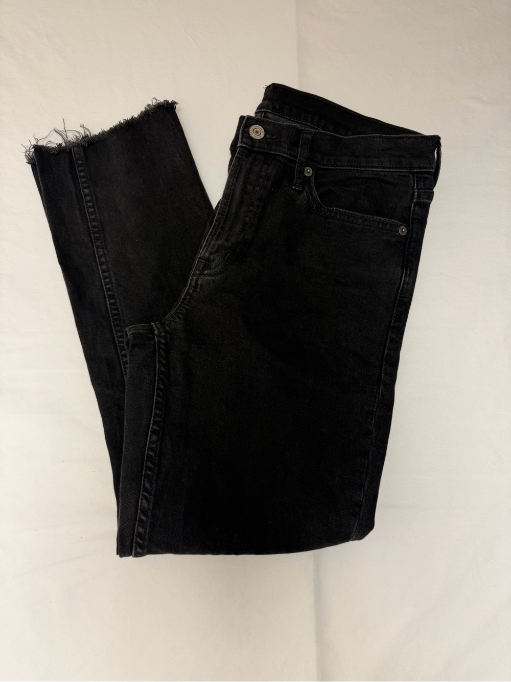 GAP Vintage Slim Mid Rise Black Denim Jean Frayed Hem Size 8R